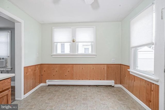 89 MAIN ST, Bridgeport, NJ 08014