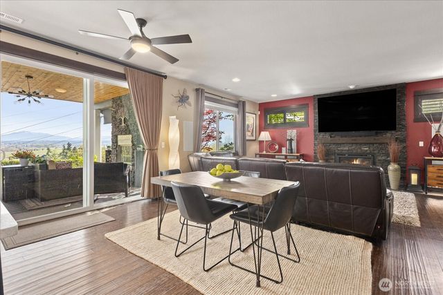 11733 Seattle Hill Road, Snohomish, WA 98296
