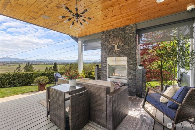 11733 Seattle Hill Road, Snohomish, WA 98296
