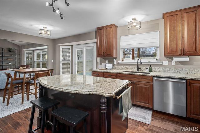 518 Spring Meadow Crossing, Wentzville, MO 63385