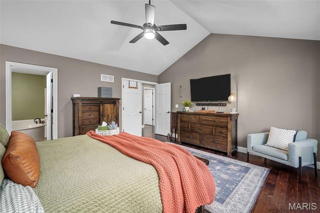 518 Spring Meadow Crossing, Wentzville, MO 63385