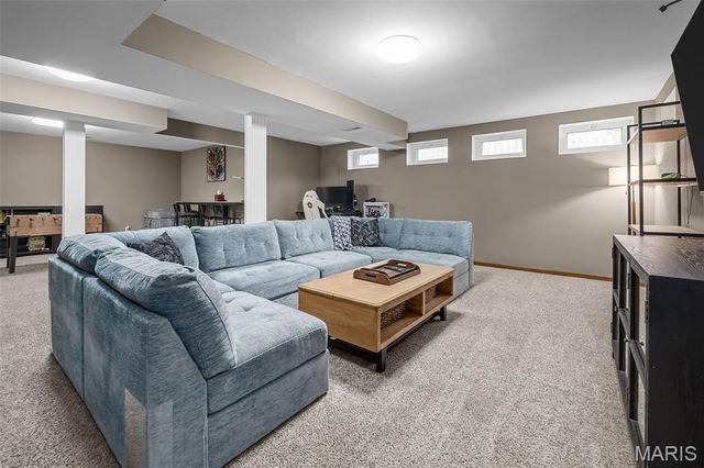 518 Spring Meadow Crossing, Wentzville, MO 63385