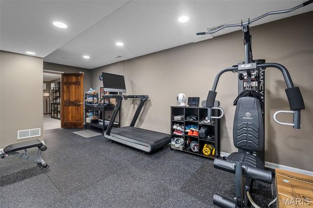 518 Spring Meadow Crossing, Wentzville, MO 63385