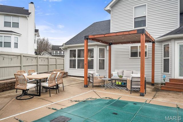 518 Spring Meadow Crossing, Wentzville, MO 63385