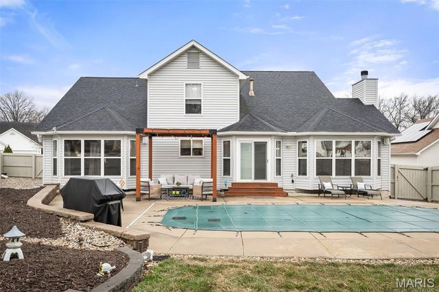 518 Spring Meadow Crossing, Wentzville, MO 63385