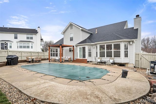 518 Spring Meadow Crossing, Wentzville, MO 63385