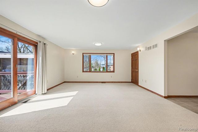 1516 Jewett Street, Ann Arbor, MI 48104