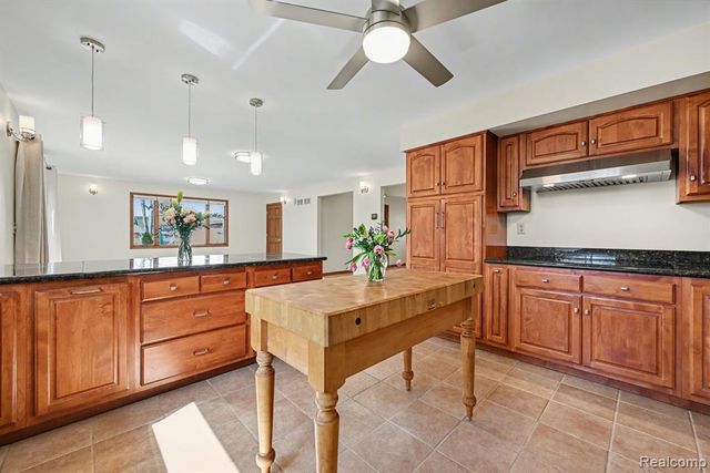 1516 Jewett Street, Ann Arbor, MI 48104