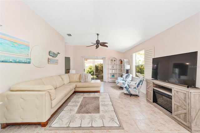 440 VALVERDA DRIVE, The Villages, FL 32162