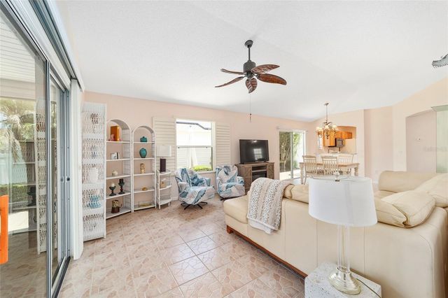 440 VALVERDA DRIVE, The Villages, FL 32162