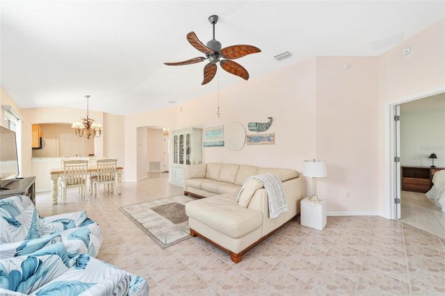 440 VALVERDA DRIVE, The Villages, FL 32162