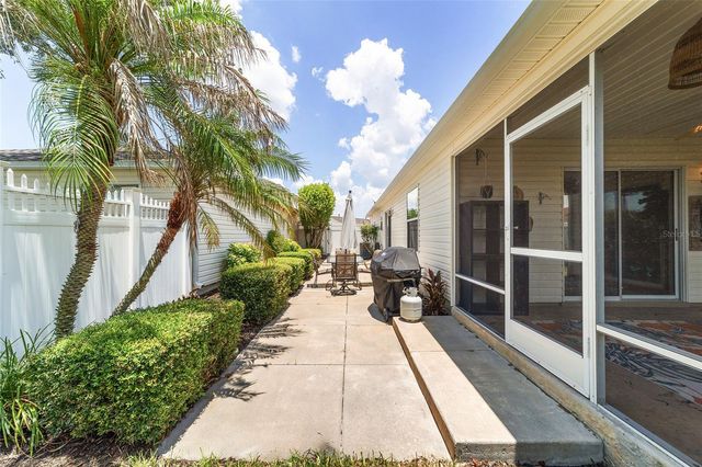 440 VALVERDA DRIVE, The Villages, FL 32162