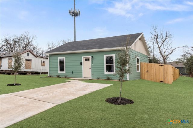 915 S 6th Street, Temple, TX 76501