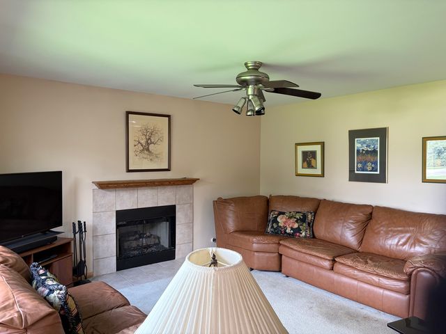 16404 Shawnee Drive, Lockport, IL 60441