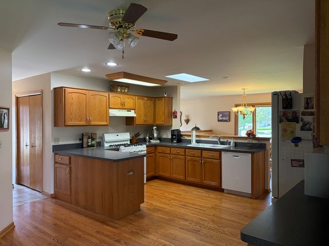16404 Shawnee Drive, Lockport, IL 60441