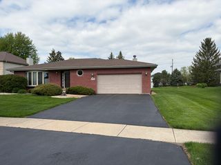 16404 Shawnee Drive, Lockport, IL 60441