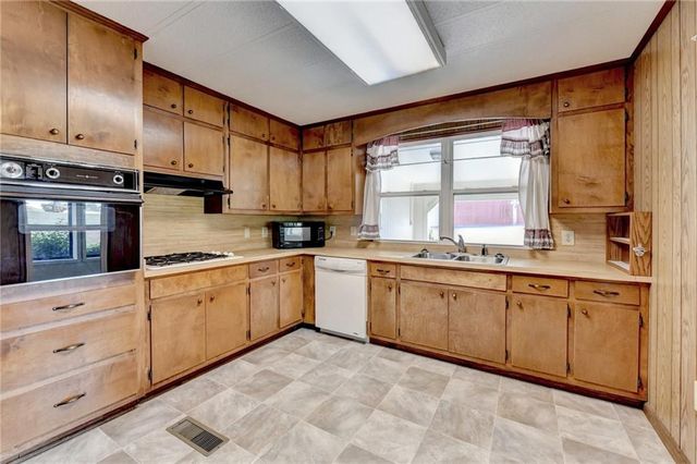 920 Hester Drive, Cumming, GA 30028