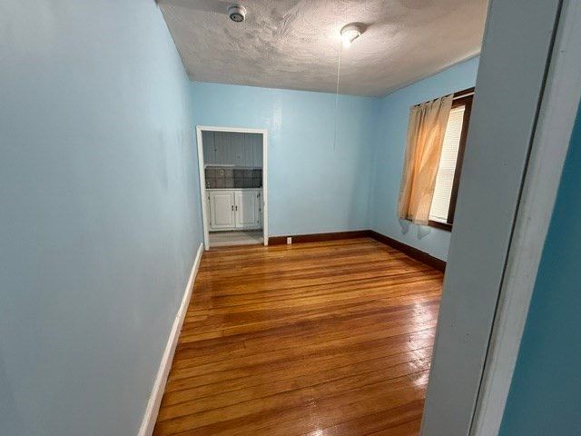 18 Winthrop Avenue 1, Lowell, MA 01851