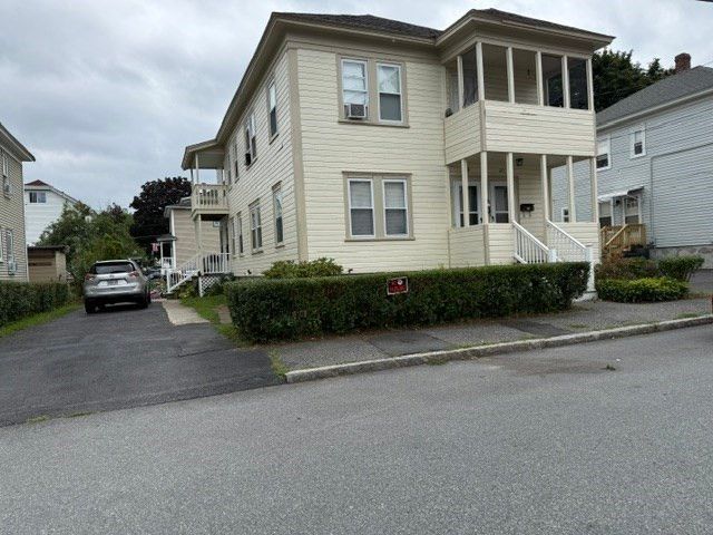 18 Winthrop Avenue 1, Lowell, MA 01851