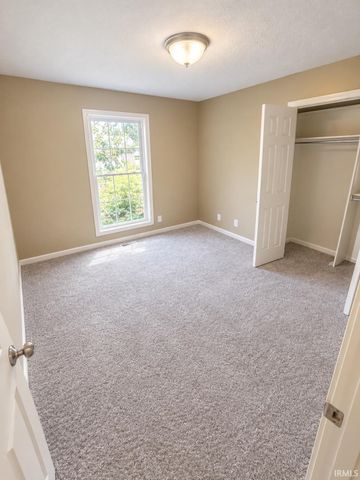 2807 Langston Drive, Evansville, IN 47725