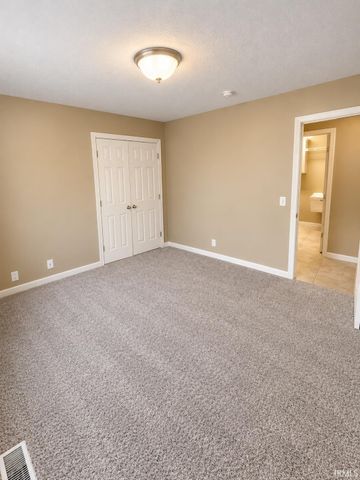 2807 Langston Drive, Evansville, IN 47725