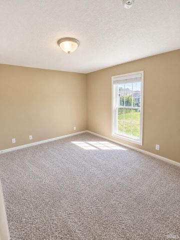 2807 Langston Drive, Evansville, IN 47725