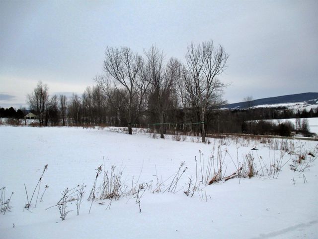 1308 Number 12 Road, Newport Town, VT 05857