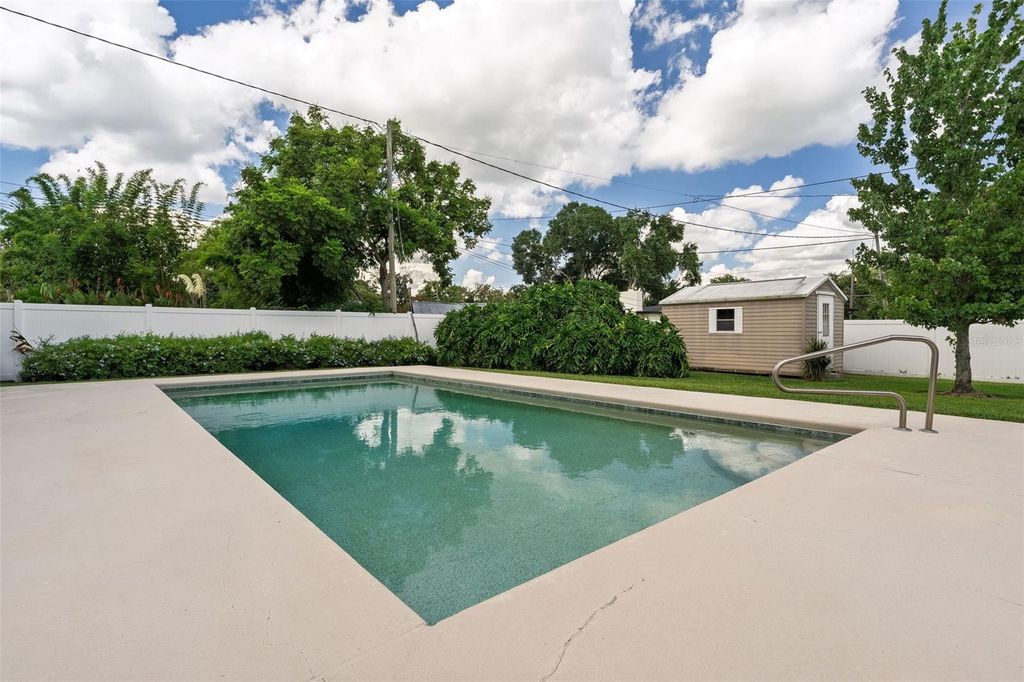 Image 25 of property listing at 3206 ARDSLEY DRIVE, Orlando, FL 32804