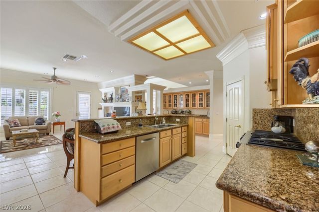 277 Dark Forest Avenue, Las Vegas, NV 89123