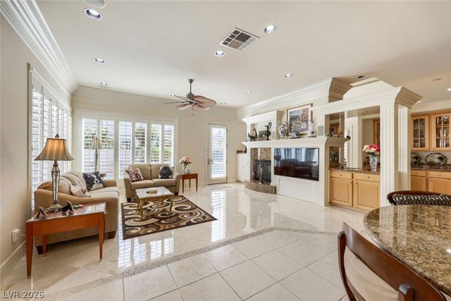 277 Dark Forest Avenue, Las Vegas, NV 89123