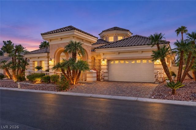 277 Dark Forest Avenue, Las Vegas, NV 89123