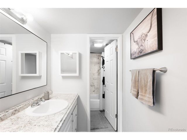 9725 E Harvard Ave 362, Denver, CO 80231