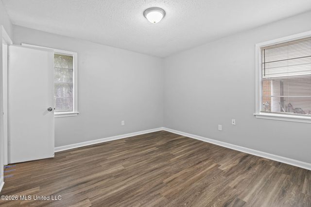 1884 S Conerly Drive, Southaven, MS 38671