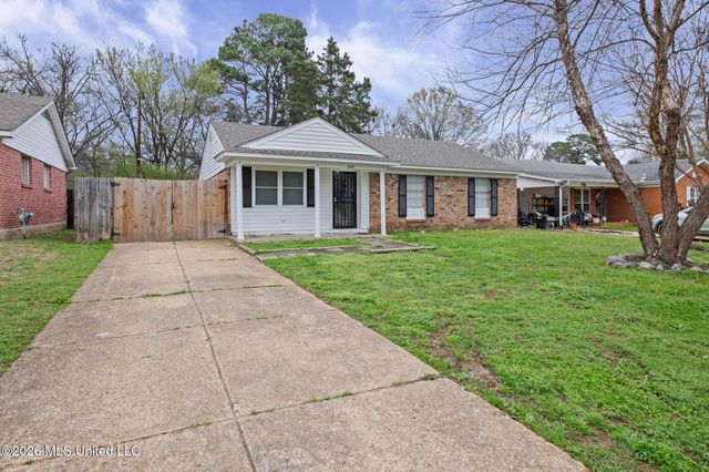 1884 S Conerly Drive, Southaven, MS 38671