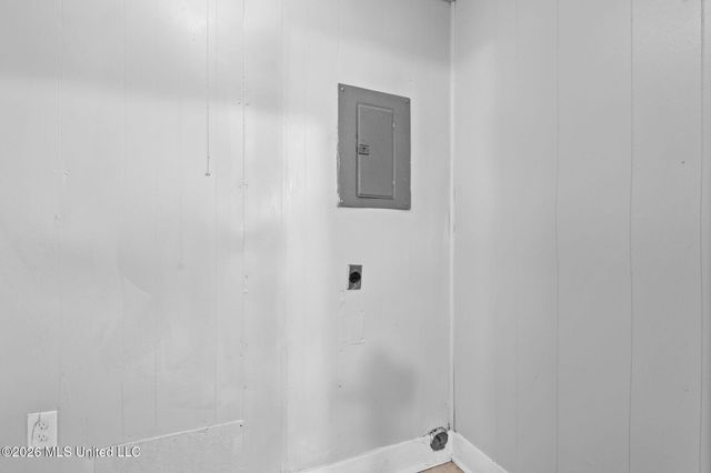 1884 S Conerly Drive, Southaven, MS 38671