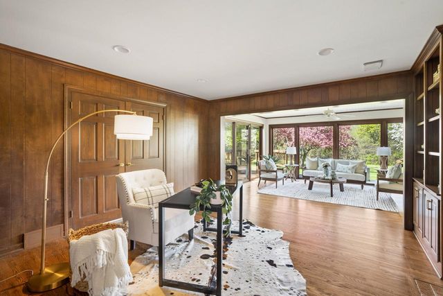 9731 Hilltop LANE, Mequon, WI 53092