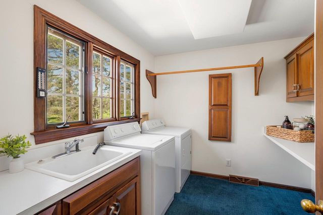 9731 Hilltop LANE, Mequon, WI 53092