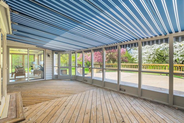 9731 Hilltop LANE, Mequon, WI 53092