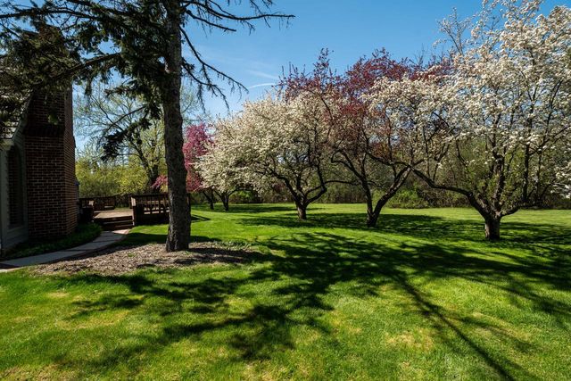 9731 Hilltop LANE, Mequon, WI 53092