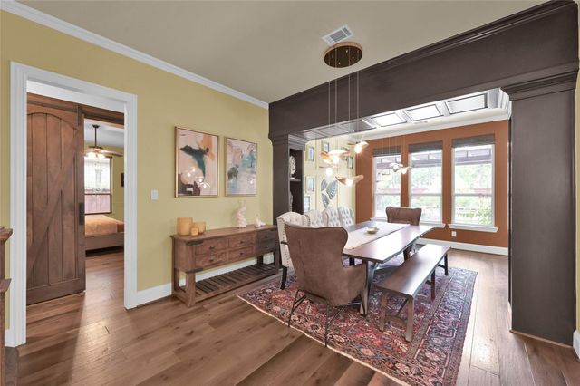 95 S Shimmering Aspen Circle, Spring, TX 77389