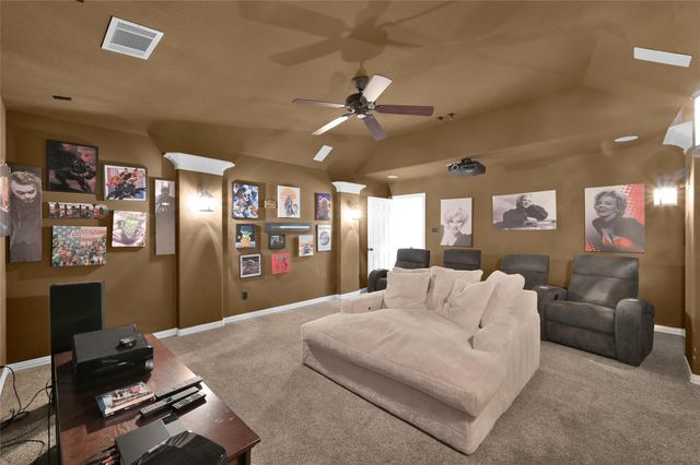 95 S Shimmering Aspen Circle, Spring, TX 77389