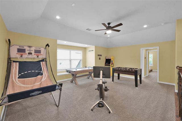 95 S Shimmering Aspen Circle, Spring, TX 77389