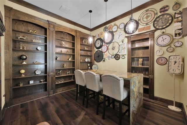 95 S Shimmering Aspen Circle, Spring, TX 77389