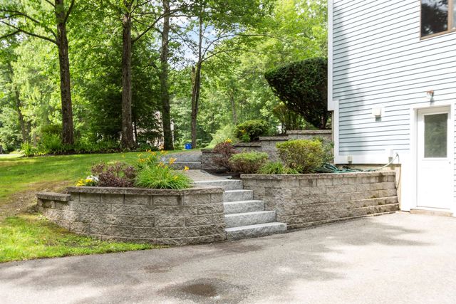 174 Harper Ridge Road, Hampstead, NH 03826