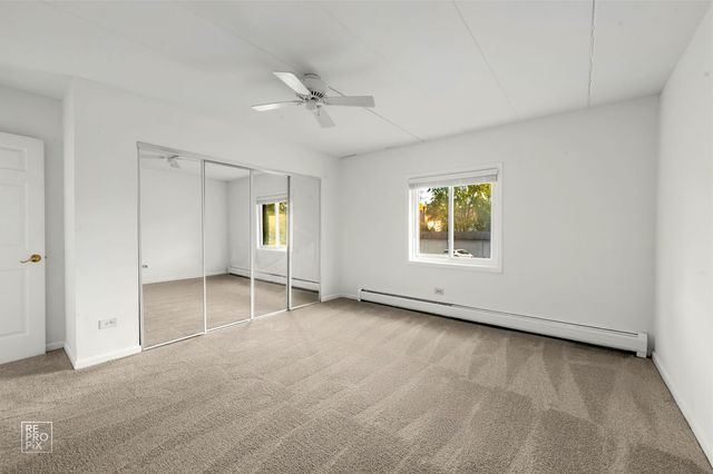 264 E Bailey Road E, Naperville, IL 60565