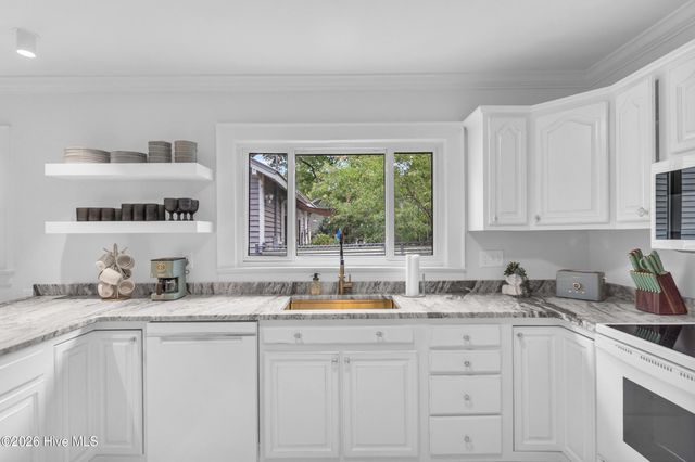 109 S 17th Street, Wilmington, NC 28401