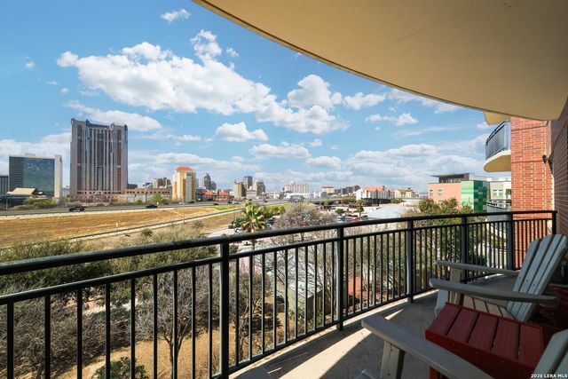 215 Center St Apt 408, San Antonio, TX 78202