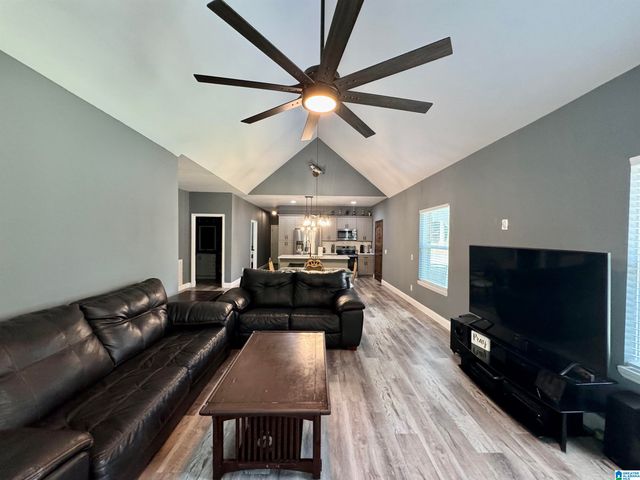 61 ROBBINS ROAD, Hayden, AL 35180