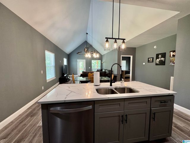 61 ROBBINS ROAD, Hayden, AL 35180