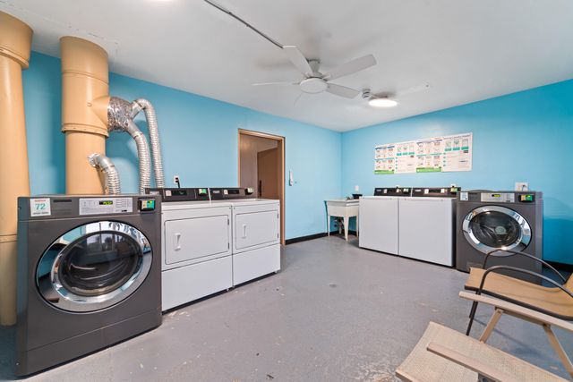 2990 NE 16TH Avenue 304, Oakland Park, FL 33334